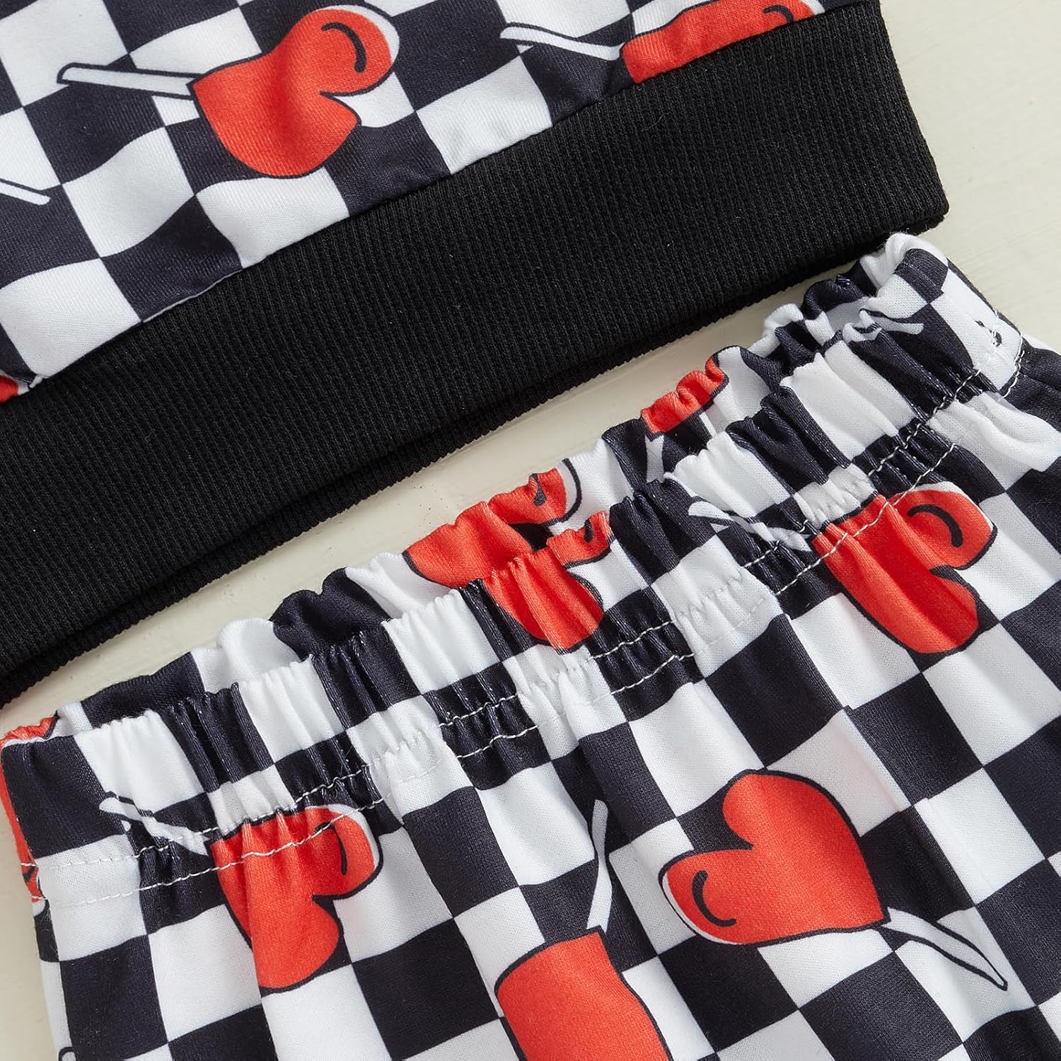 Stylish Valentines Day sweatshirt and pants combo for toddlers
