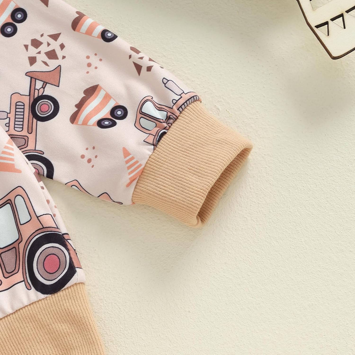 Perfect Toddler Boys Fall Outfit Stylish Cartoon Print Comfortable Mismatched Dads Set